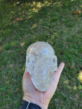 Load image into Gallery viewer, Quartz Skull
